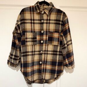 Plaid Flannel Button-Up Shirt/Jacket